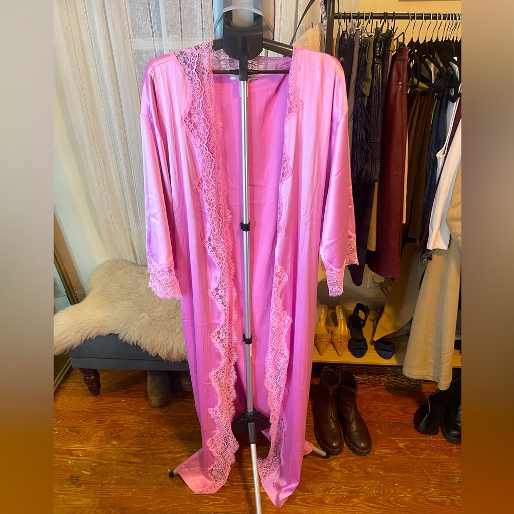 Victoria’s Secret Robe NWOT